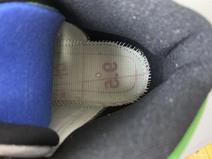 DB6537-113 “LUCKY 13 JORDAN AIR GREEN” 0410